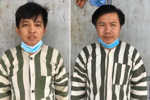 Bắt 2 nhân viên y tế ở quận Bình Tân tuồn thuốc trị COVID bán cho dân