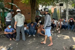 Công an đột kích sới gà do hai anh em ruột làm chủ sòng