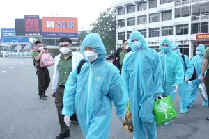 12 người nước ngoài bị Công an TP.HCM trục xuất 