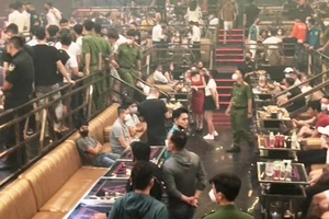 Hàng chục người dương tính với ma túy ở Bar New Club