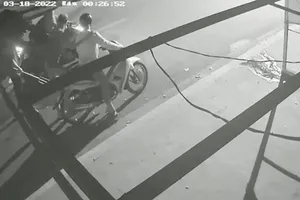 Khởi tố, tạm giam 12 người vụ hỗn chiến ở Hóc Môn 