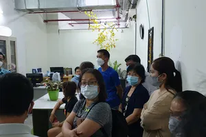 Cháy nổ chung cư, chuông không kêu, dân thoát hiểm bằng thang máy