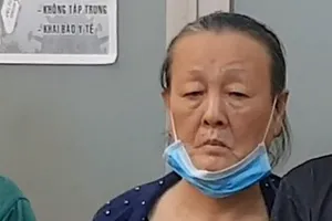 Khởi tố gúp việc 72 tuổi rủ người thân dàn cảnh cướp hơn 2 tỉ ở biệt thự quận 5