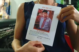 Con trai 13 tuổi bỏ nhà đi gần 1 tháng, cha mẹ đỏ mắt tìm khắp nơi