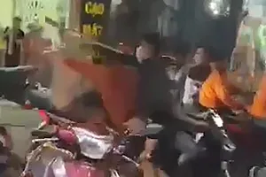 Lời khai nhóm mang hung khí chuẩn bị hỗn chiến từ việc giật cô hồn