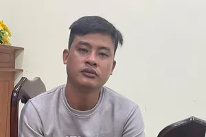 Đại úy Cục Cảnh sát Hình sự bắt cướp giật trên đường