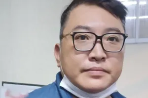 Người đàn ông Hàn Quốc mượn 2 ô tô rồi đem cầm, đi đánh bạc