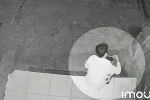 Trộm lấy giấy tờ rồi ra con hẻm lục lấy gần 70 triệu, vứt lại giấy tờ