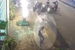 Thiếu niên 15 tuổi bị chém lìa ngón tay ở Gò Vấp
