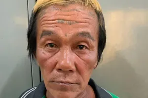 Khởi tố, tạm giam ông xe ôm ‘cướp cạn’ ở Bến xe Miền Tây