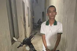 Thu giữ súng cùng nhiều đạn tại nơi ở của thanh niên cướp cửa hàng tiện lợi