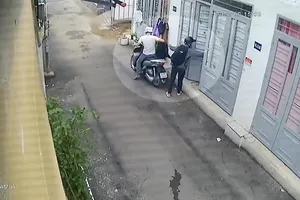 Trộm đi xe SH cạy cửa nhà trọ lấy tài sản khoảng 70 triệu