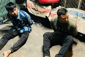 Bị kiểm tra, ‘cẩu tặc’ chống trả cảnh sát ở Bình Chánh