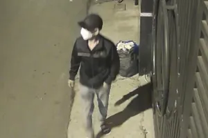 Bị truy nã về tội giết người vẫn rủ anh em họ đi trộm ở Gò Vấp