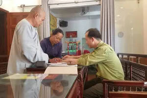 Khỉ xổng chuồng ở Chùa Pháp Huyền cắn người bị thương