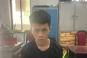 Vay tiền qua Facebook bằng ảnh 'nóng', thiếu nữ 20 tuổi bị tống tiền