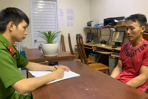 Cướp giật rồi ra nghĩa địa đổi trang phục, biển số xe nhằm ‘cắt đuôi’