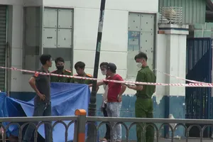 Người đàn ông chết bất thường bên đường Lý Thường Kiệt