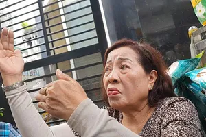 Vụ cháy quận 5: 1 người đàn ông nhảy lầu, 2 nữ nạn nhân kẹt ở nhà vệ sinh