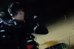 Hai anh em ruột đuối nước thương tâm ở ao nước ở Vĩnh Lộc B