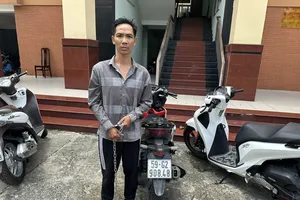 Nam shipper cướp giật điện thoại của nữ giáo viên người Thổ Nhĩ Kỳ