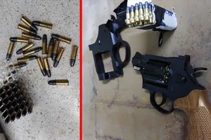 Thanh niên 16 tuổi mua súng trên Facebook đi bán thì gặp công an