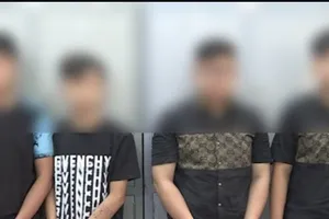 Nhóm cướp giật 'nhí' khai thêm 6 vụ sau khi bị Công an quận 12 bắt