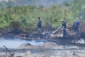 Liên tục cháy lan nghi do đốt cỏ rác vào tiết trời khô nóng