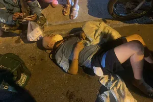 Tìm thân nhân, lai lịch người đàn ông bị thương nặng sau tai nạn ở Bình Thạnh