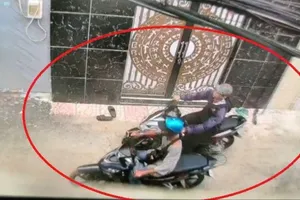 Công an truy tìm 3 người liên quan đến vụ trộm xe ở quận 8