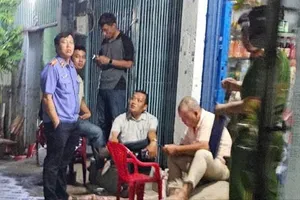 Người đàn ông đâm chết người rồi tới công an đầu thú