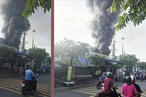 Cháy lớn trung tâm tiệc cưới Royal Center, nhiều người tháo chạy