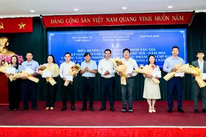TP.HCM luôn đồng hành, chăm lo và tôn vinh đội ngũ người làm báo
