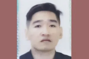 Công an TP.HCM tìm người đàn ông trong vụ làm giả CCCD lừa ngân hàng 89 triệu