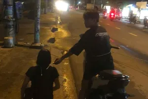 Nam thanh niên cướp giật dây chuyền của người phụ nữ bán dép ở xã Tân Vĩnh Lộc bị bắt