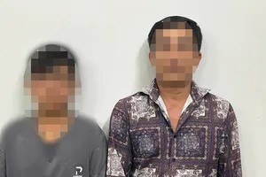 Dẫn con trai đi trộm tiền công đức trong chùa ở xã Bình Chánh