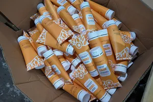 Người đàn ông 43 tuổi điều hành 2 xưởng sản xuất mỹ phẩm giả ở TP.HCM và Tây Ninh