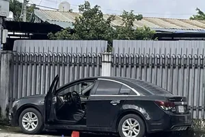 Cô gái tử vong trong ô tô ở xã Đông Thạnh: Xe không khóa, nạn nhân mắc kẹt bên trong do tự chui vào