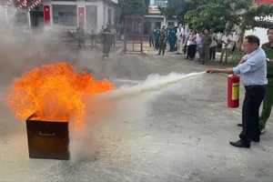 150 Bí thư, Trưởng khu phố… được huấn luyện PCCC&CNCH