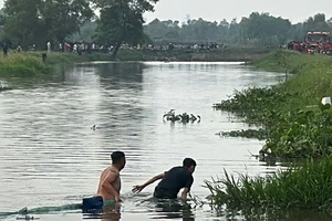 2 học sinh mất tích do đuối nước ở xã Đông Thạnh