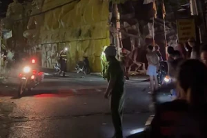 TP.HCM: Cháy khu vực để dầu đèn chùa Kỳ Quang 2, nhiều người hoảng loạn