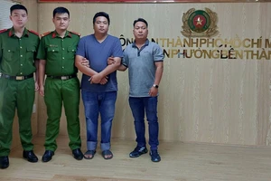 Công an phường Bến Thành liên tiếp bắt, vận động người trốn truy nã