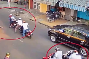 Bắt nhóm chuyên dàn cảnh va chạm giao thông để trộm tài sản