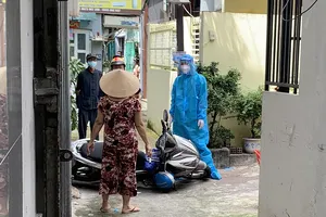 Nguyên nhân vụ xô xát giữa người dân và nhân viên y tế ở quận 8