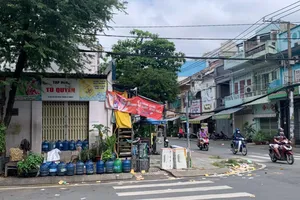 Truy xét nhóm người liên quan vụ thanh niên bị chém chết ở quận 8