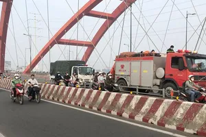 Nam thanh niên để lại 1 lá thư rồi nhảy cầu Bình Lợi, TP.HCM