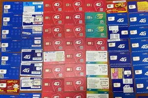 Công an quận 8 tấn công vấn nạn sim rác