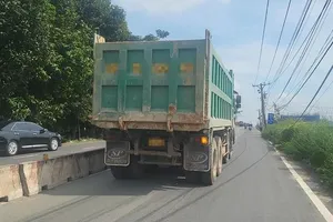 Khởi tố 18 người đưa hối lộ, môi giới hối lộ và giả mạo đăng kiểm