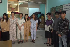 Ông 'trùm' ở nước ngoài thuê người giả danh nhân viên ngân hàng lừa đảo 