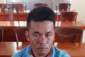 Từ việc giữ bằng lái, CSGT TP.HCM phát hiện 1 người đang có lệnh tạm giam 